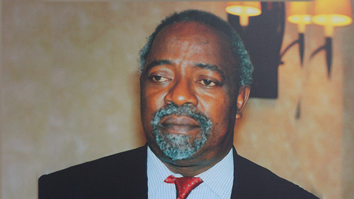 Dennis Akumu