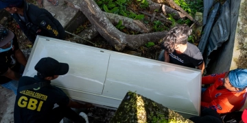The number of landslide deaths in the Philippines has risen to 92.