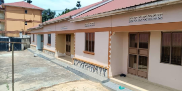 Outstanding Investment Opportunity: Multi-Unit Property for Sale in Seeta