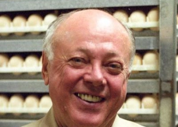 Don Tyson Net Worth