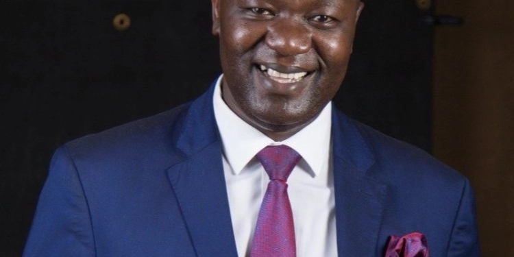 Sen. Ojienda, Tom