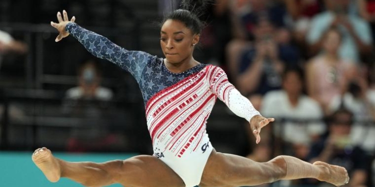 Simone Biles Leads USA to Gymnastics Gold, Overcoming Tokyo Setbacks