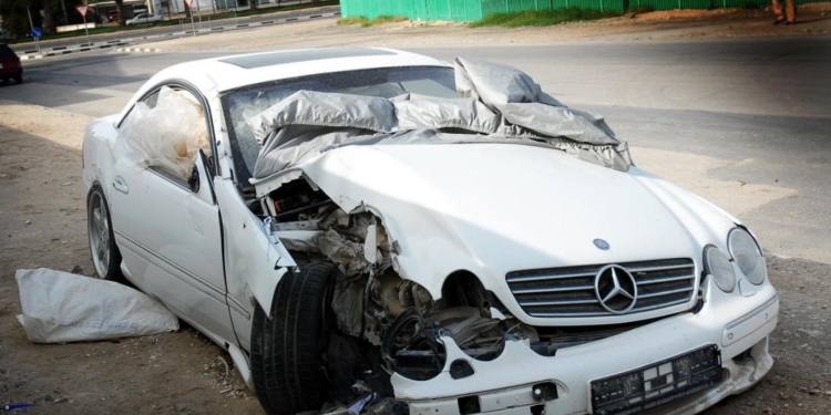 Mercedes Benz Accident
