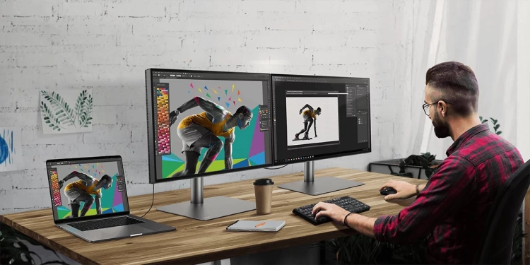 How to Daisy Chain Multiple Monitors Using DisplayPort, Thunderbolt, and USB-C