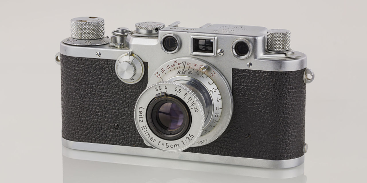 Leica camera (1950s)