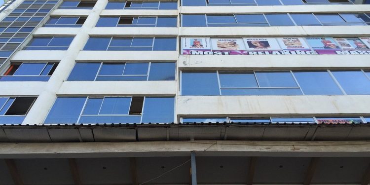 Diamond Plaza
