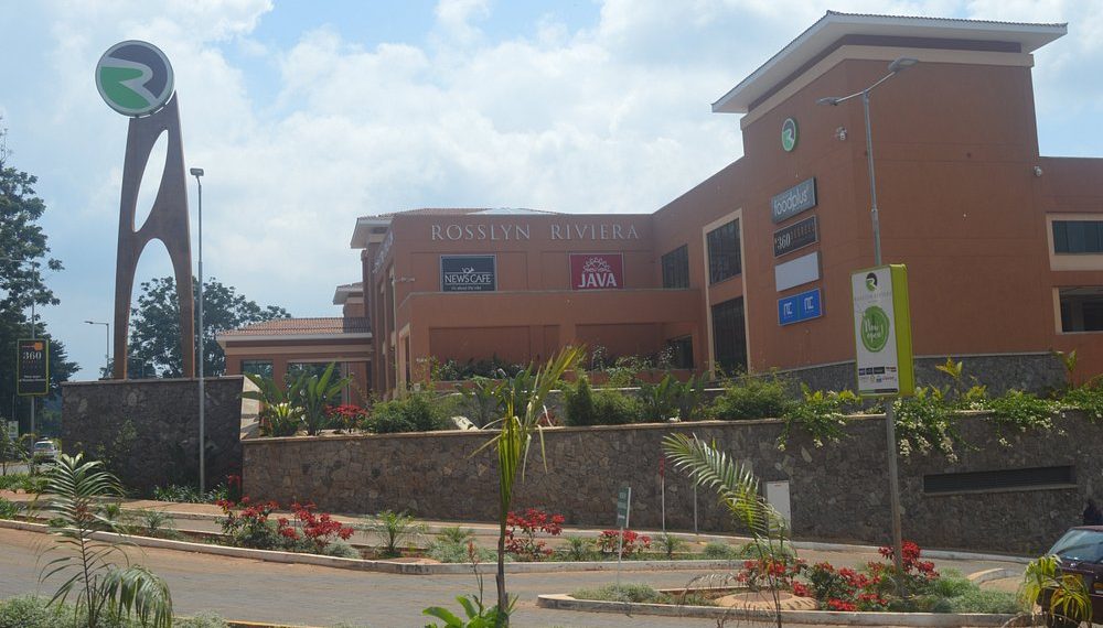 Rosslyn Riviera Mall