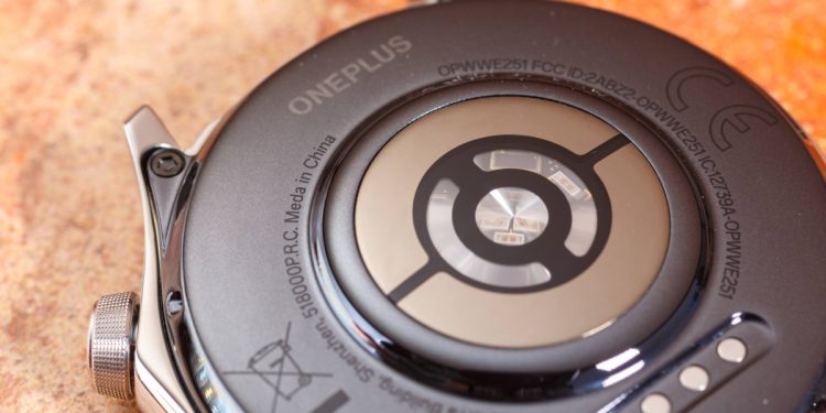 OnePlus Watch 3 Delayed Until April Due to ‘Meda in China’ Typo