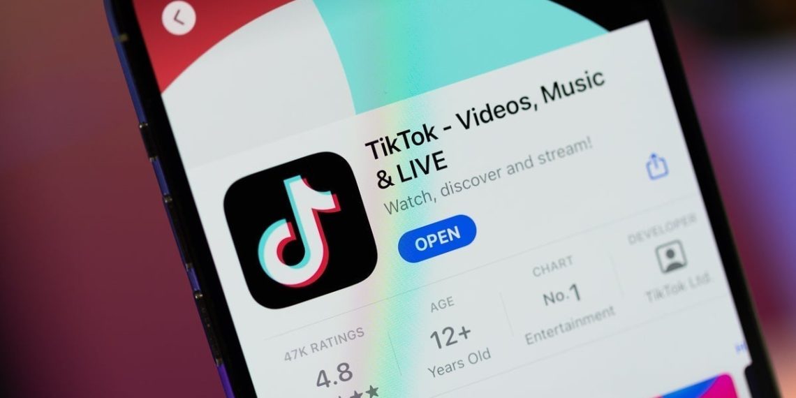 Amazon’s Late Bid for TikTok Dismissed as Unlikely Amid Looming U.S. Ban