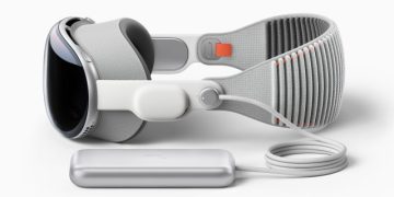 Apple Vision Pro 2 Reportedly Launching in 2025 with M5 Chip, Components Enter Mass Production