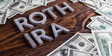 How to Open a Roth IRA as an Expat in 2025