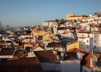 Guide to Buying Property in Portugal: What You Must Know