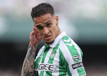 Real Betis Stumble in Final Warm-Up Ahead of UEFA Clash With Chelsea