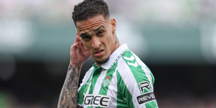 Real Betis Stumble in Final Warm-Up Ahead of UEFA Clash With Chelsea