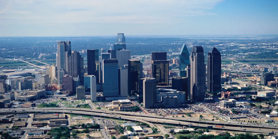 Top 10 Richest People in Texas (2025)