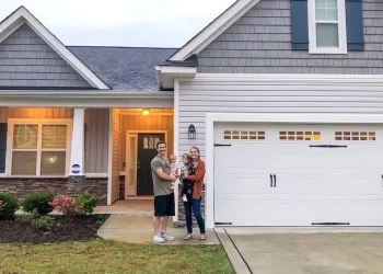 Tips for Buying a House Sight Unseen Safely & Smartly