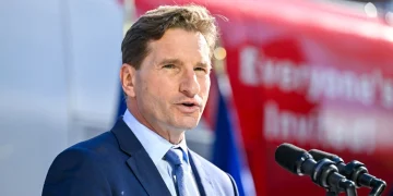 Dean Phillips Net Worth