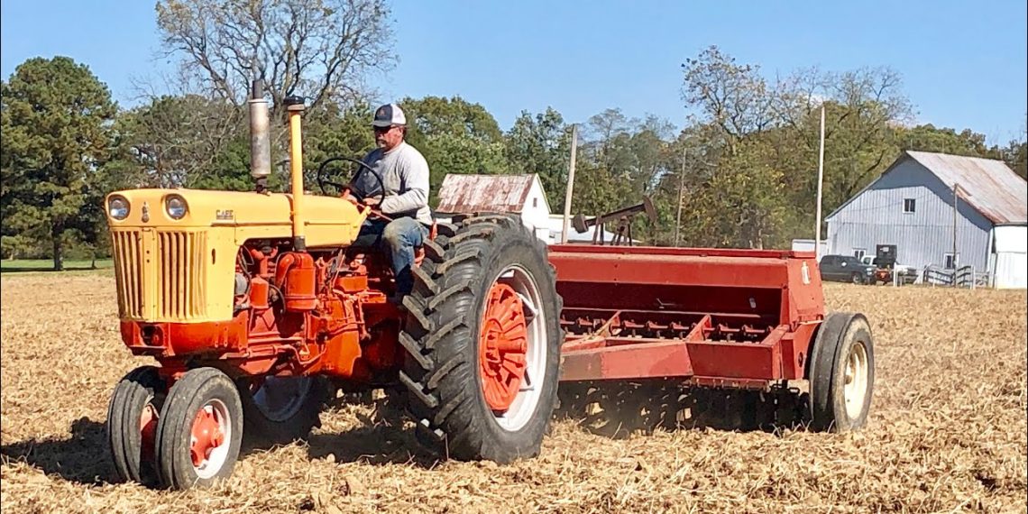 Complete Guide to J.I. Case Farm Tractors: History and Full Model List