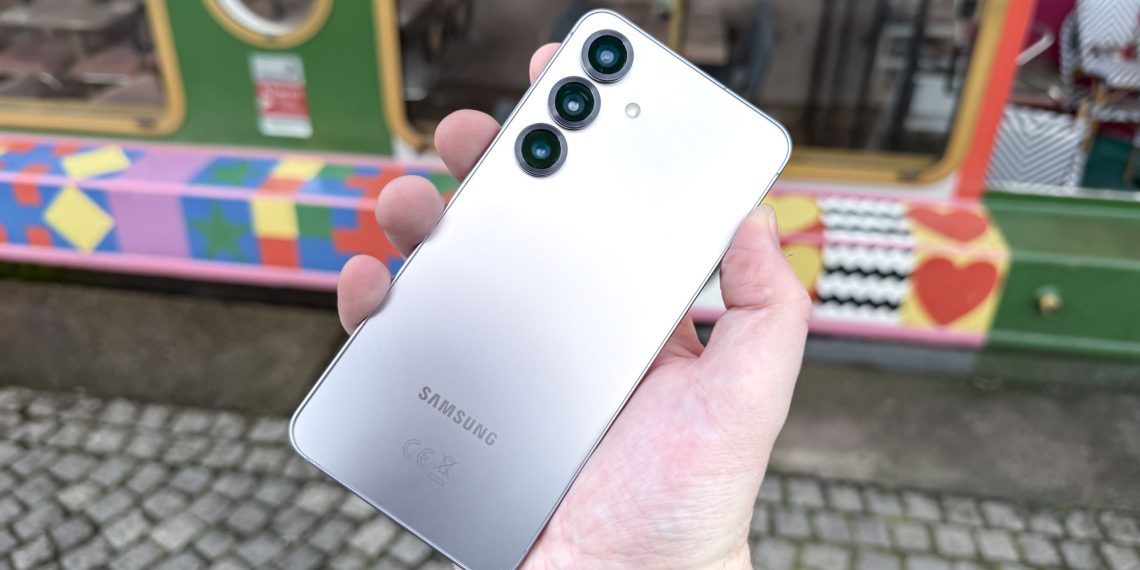 Samsung Galaxy S25+ Review: The Balanced Flagship for 2025