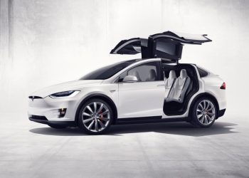 Tesla Model X 100D: Luxury Electric SUV With Long Range and Power