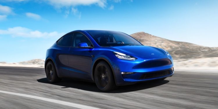 Tesla Model Y RWD: 350 km Range LFP EV