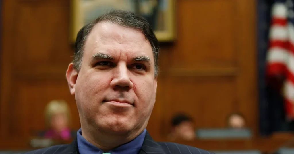 Alan Grayson speaking at a campaign event – Alan Grayson net worth