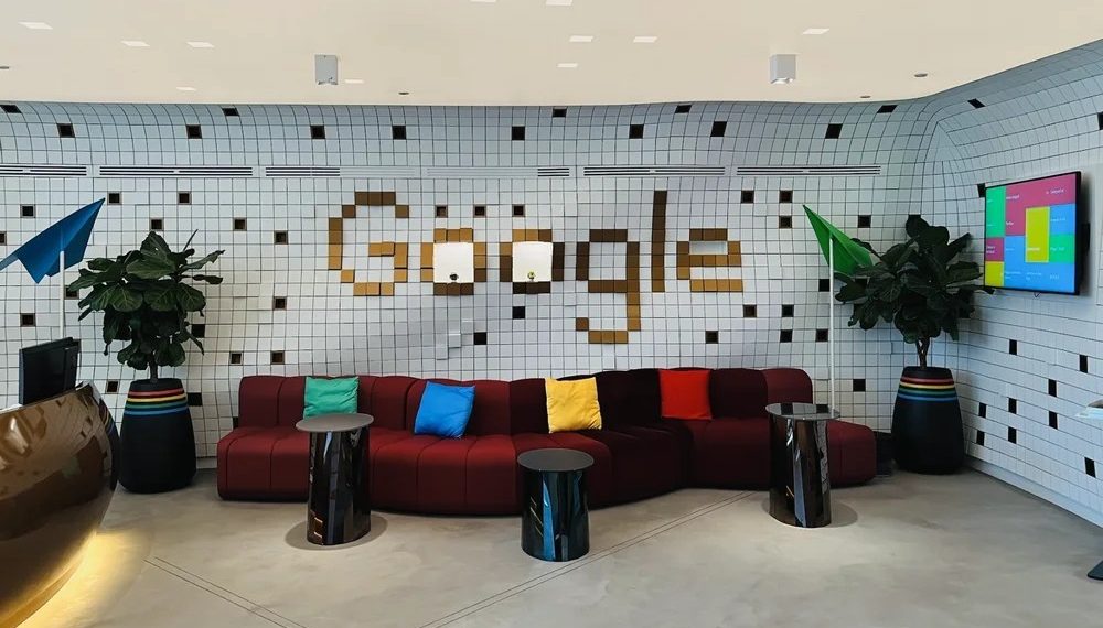 Google loses $314M lawsuit over Android data transfers