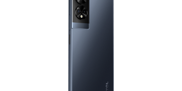 TCL 50 XE Android 14 smartphone with 50MP camera and 90Hz display