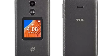 TCL Flip 2 phone showing keypad and external screen