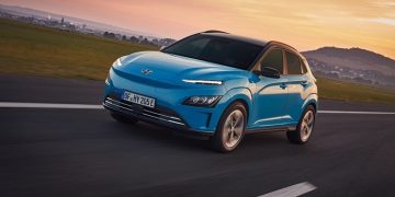 Hyundai Kona Electric 39 kWh Review and Specs