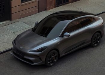 MG IM6 Performance Review 2025: Specs, Range & Price