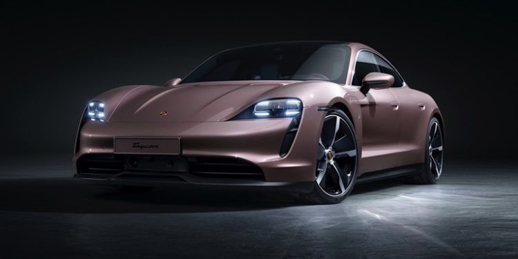 Porsche Taycan: 410 km Range & 300 kW Performance