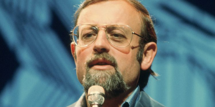Roger Whittaker Biography