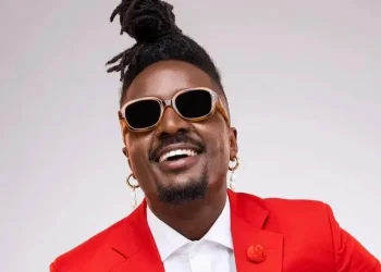 Savara Mudigi Biography