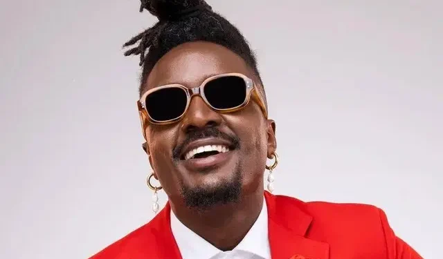 Savara Mudigi Biography