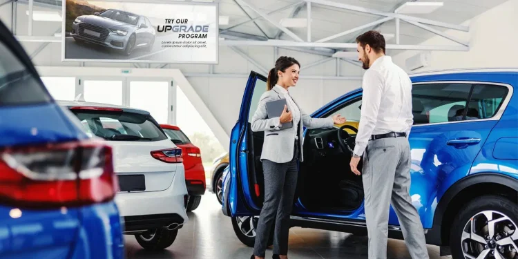 5 Benefits of Digital Signage for Car Dealerships