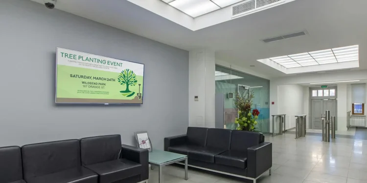 8 Use Cases for Government Digital Signage and Video Walls
