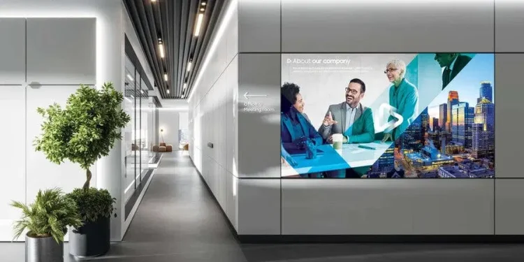 How Conference Room Digital Signage Elevates Team Communication