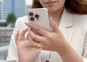 How to Use Your iPhone as a White Noise Machine