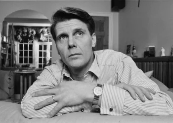James Fox Net Worth