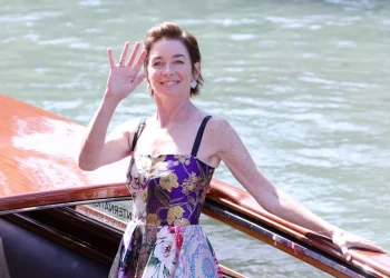 Julianne Nicholson Net Worth