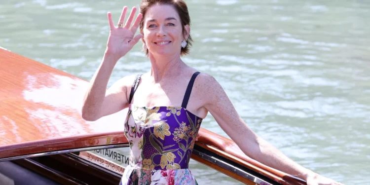 Julianne Nicholson Net Worth