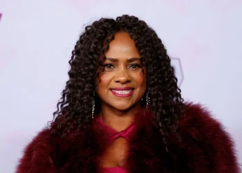 Karen Malina White Net Worth