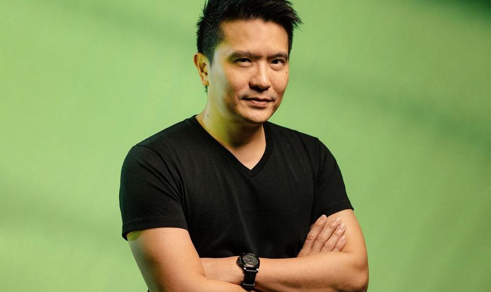 Singapore Gaming Billionaire Bets on AI Revolution