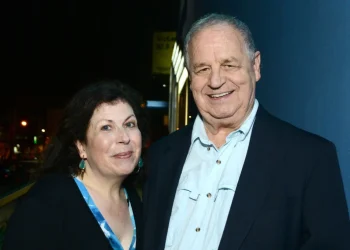 Paul Dooley Net Worth