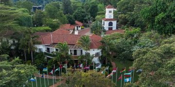 Rosslyn Academy School Fees, Location, and Key Contacts