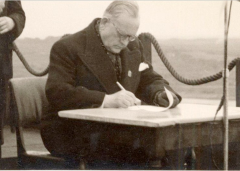 Sveinn Björnsson