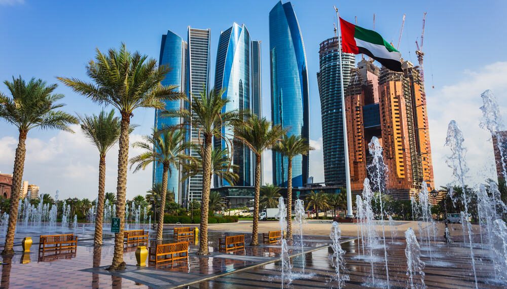 UAE Economy Expands 3.9% in Q1 2025 on Non-Oil Growth