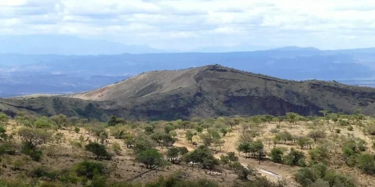 Paka Volcano Hills