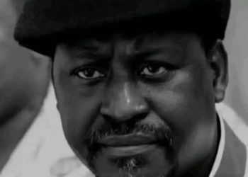 The People’s Farewell: Rise of the “December Battalion” and “December Mourners”